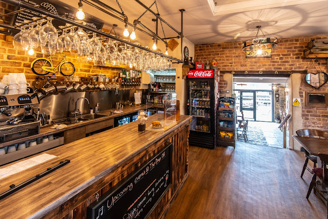 The Drop Off Cafe - Hospitality and gastronomy