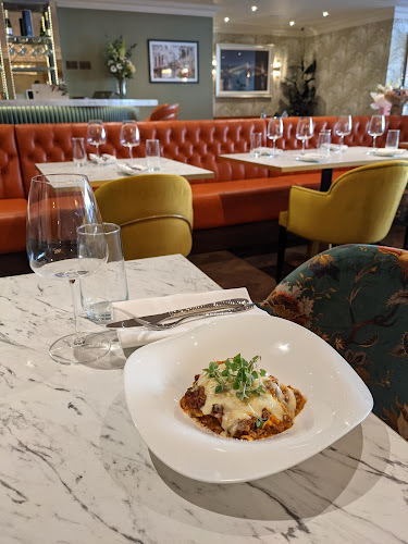 Opinii despre Belluccis Restaurant Ltd în Wakefield - Hospitality and gastronomy