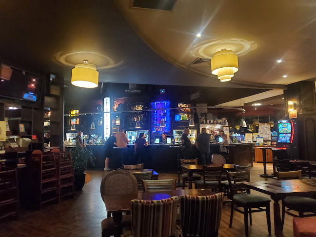 30 Victoria Rd, Horley RH6 7PZ, United Kingdom