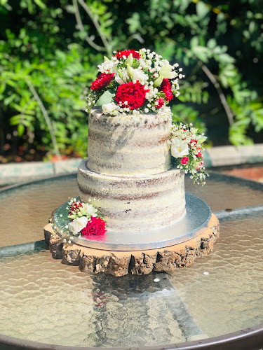 2 Barnhill Rd, Hayes UB4 9AP