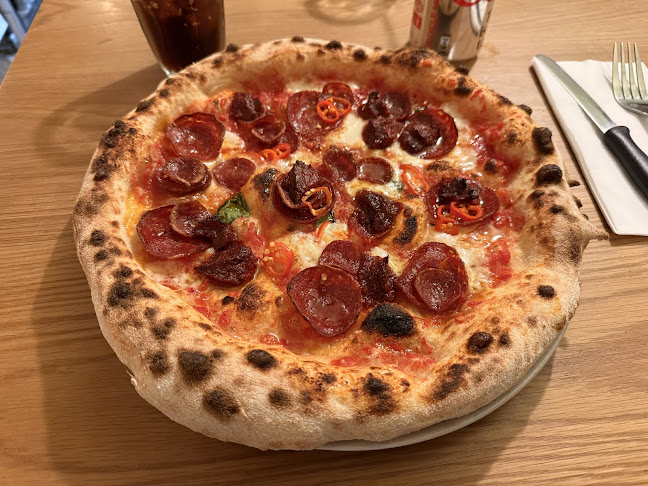 Pizza Pilgrims Queensway - Hospitality and gastronomy