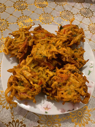 Spicy Chef Pizza and Noodle Bar - Hospitality and gastronomy