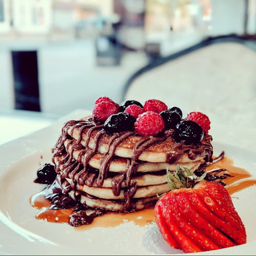 Opinii despre Cube Desserts Little Lever în Bolton - Hospitality and gastronomy