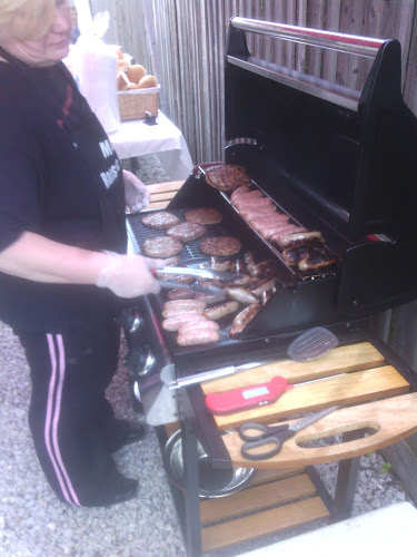 M&J Hog Roast &Hire - Exeter