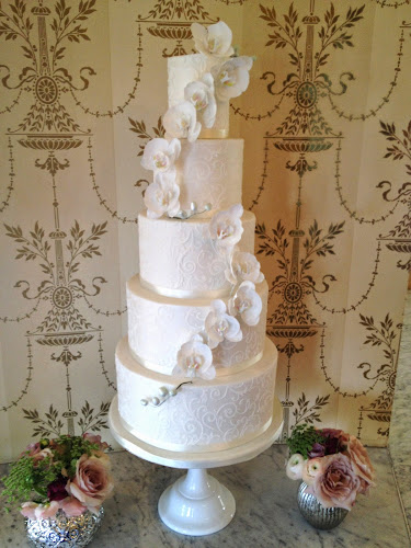 Designer Cakes by Elle - Kingston upon Thames