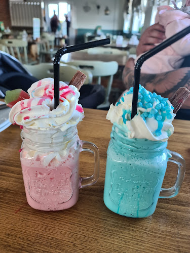 Carlo's Ices - Hospitality and gastronomy