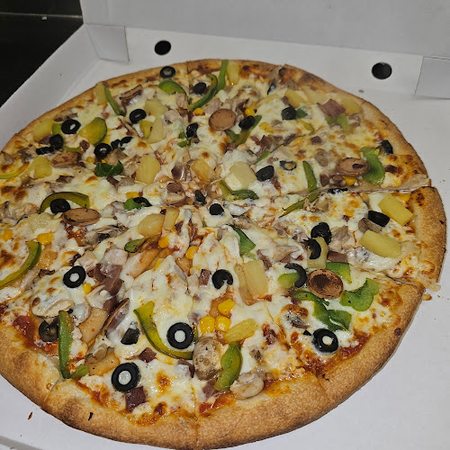 Opinii despre Pizza Town (Barking) în Barking - Hospitality and gastronomy