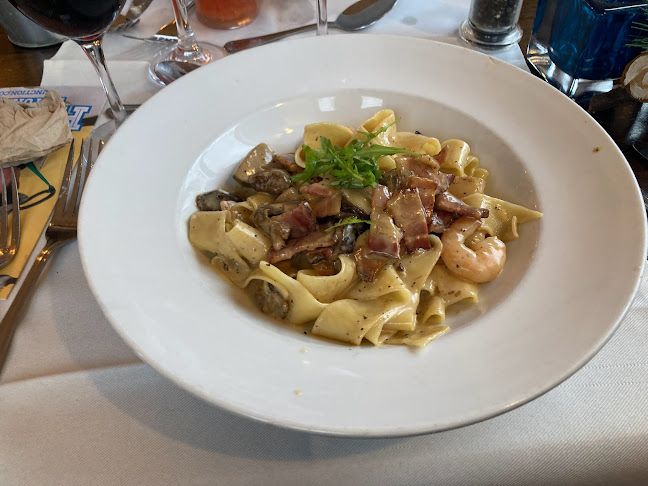 La Pergola - Hospitality and gastronomy