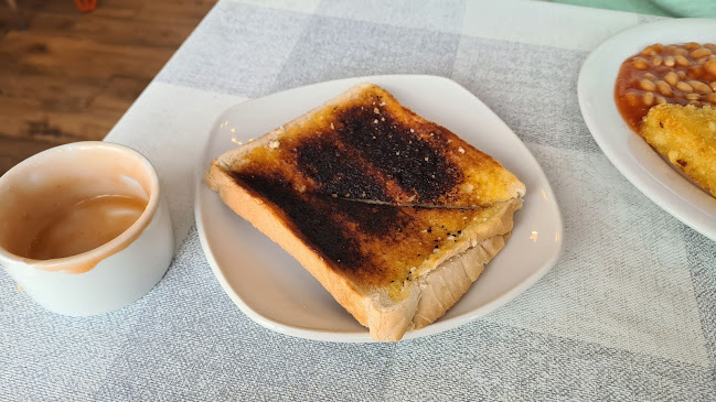 Lol's Cafe - Sheerness