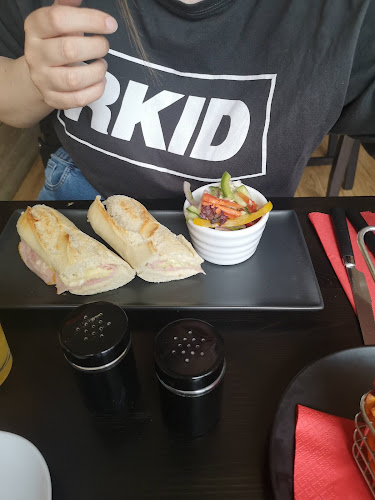 Comentarii opinii despre Stu & Martin