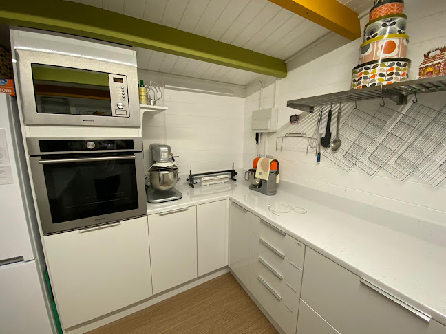 Wendy Brookes CAKEDESIGN - Hospitality and gastronomy