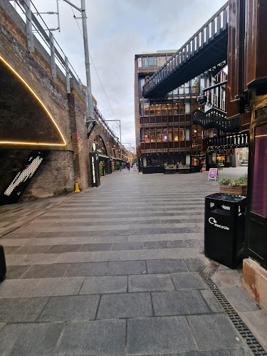 T's fried scoop - Hospitality and gastronomy