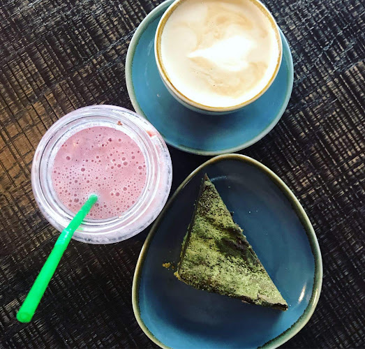 Reading, Wokingham RG6 6UA, United Kingdom