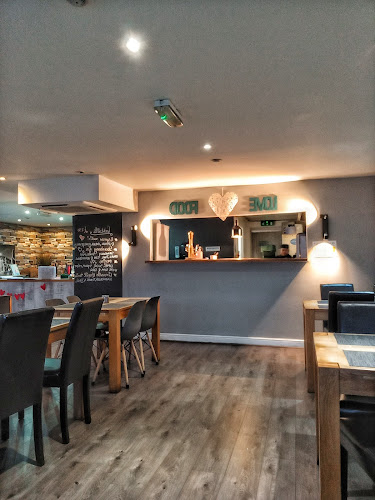 9 New Rd, Kidderminster DY10 1AF