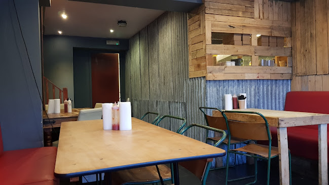 Bun & Bones Club - Hospitality and gastronomy