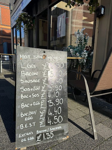 Lucy's Cafe - Hospitality and gastronomy