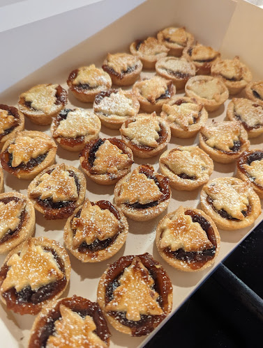 Opinii despre Adam's Baked Cakes în Waterlooville - Hospitality and gastronomy