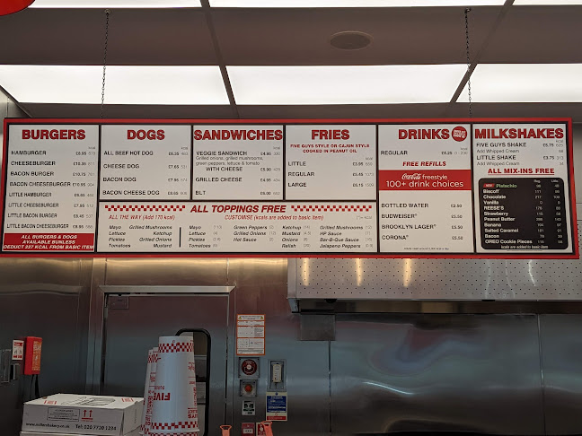 Opinii despre Five Guys Cheshire Oaks în Ellesmere Port - Hospitality and gastronomy