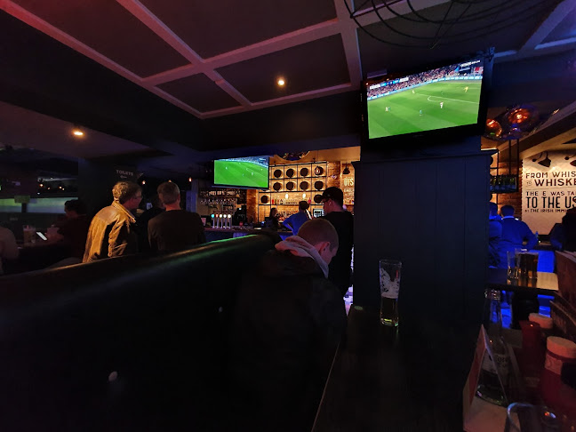 Berkshire, 4 Friar St, Reading RG1 1DB, United Kingdom