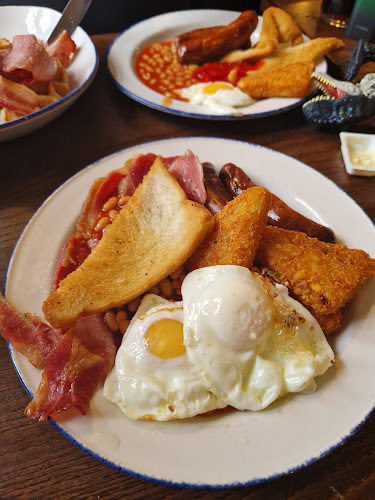 Opinii despre The Upper Boat Inn în Pontypridd - Hospitality and gastronomy