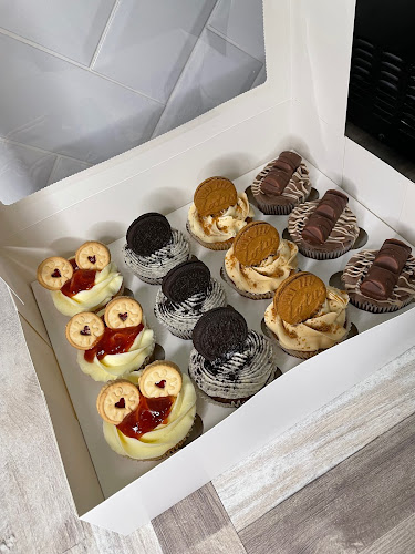 Elle's Sweet Treats - ELY