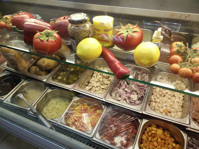 14 ViewField St, Stirling FK8 1UA, United Kingdom