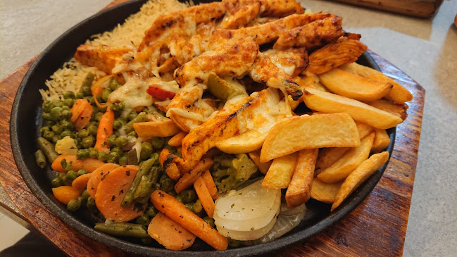 Howdy Beeston - Leeds