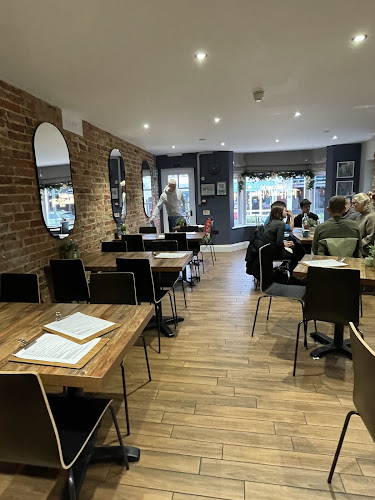 Comentarii opinii despre The Horsell Kitchen