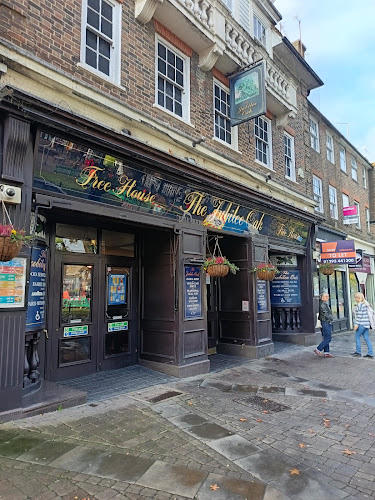 Grand Parade, 6 High St, Crawley RH10 1BA