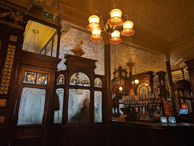 Princess Louise, Holborn