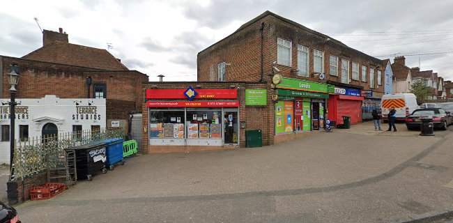 Opinii despre All In 1 Takeaway în Brighton - Hospitality and gastronomy